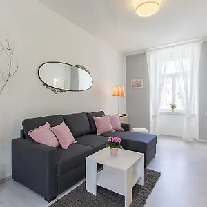 center-apartment-tina.in-istria.net/